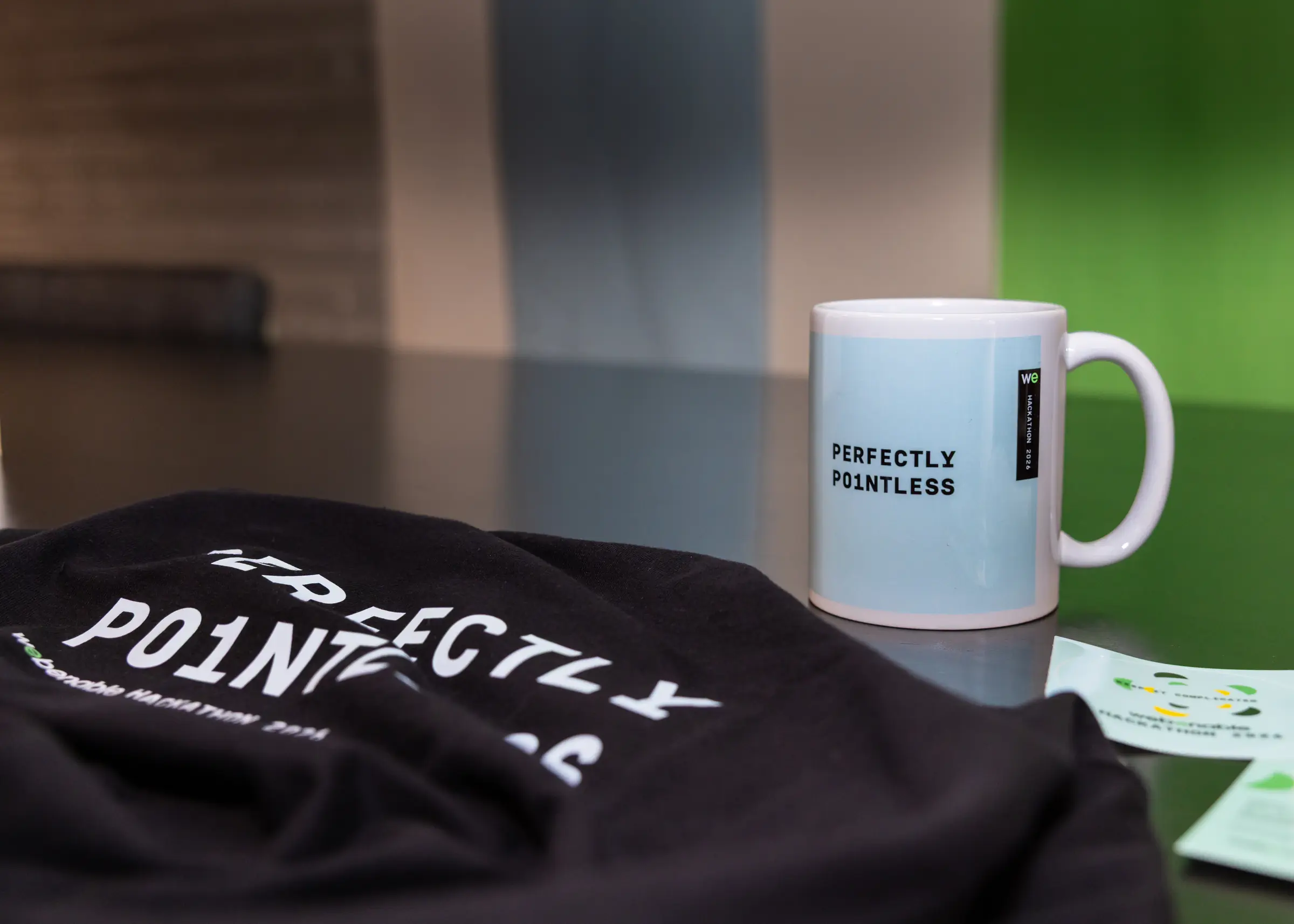 T-shirt en mok Perfectly Pointless