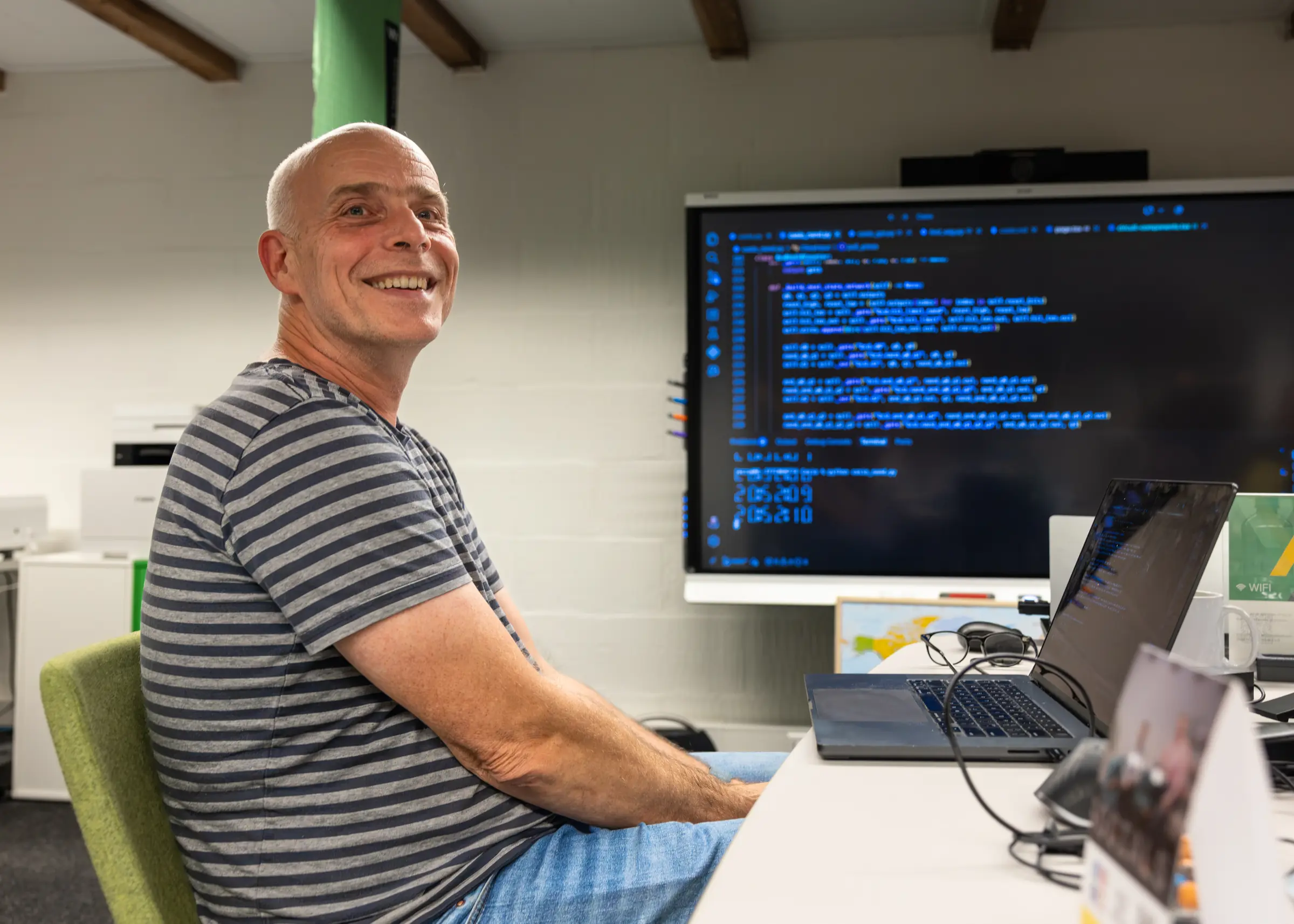 Casio-emulator blije programmeur met code op scherm (Jacco)